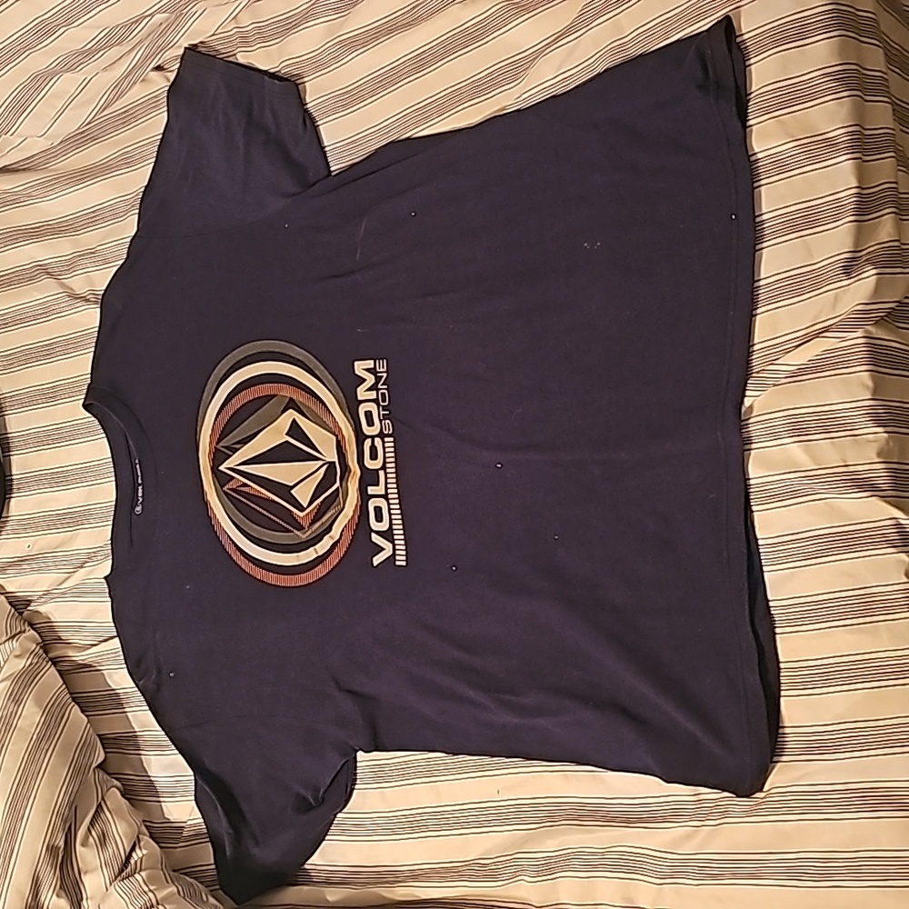 Volcom tee